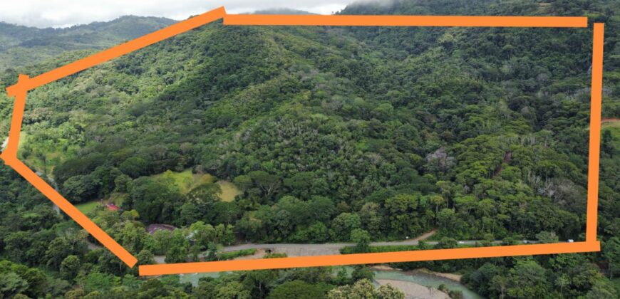 Large property for community and businesses near Dominical