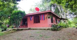 House with lot in Central San Salvador