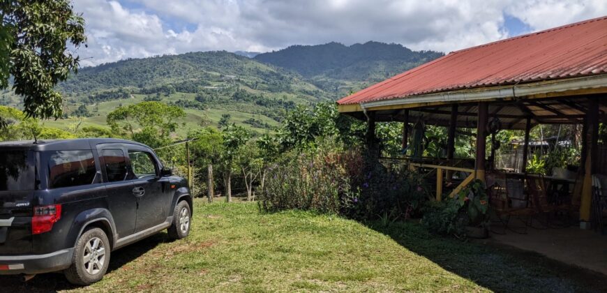 3 Hct. House and farm in Santa Marta