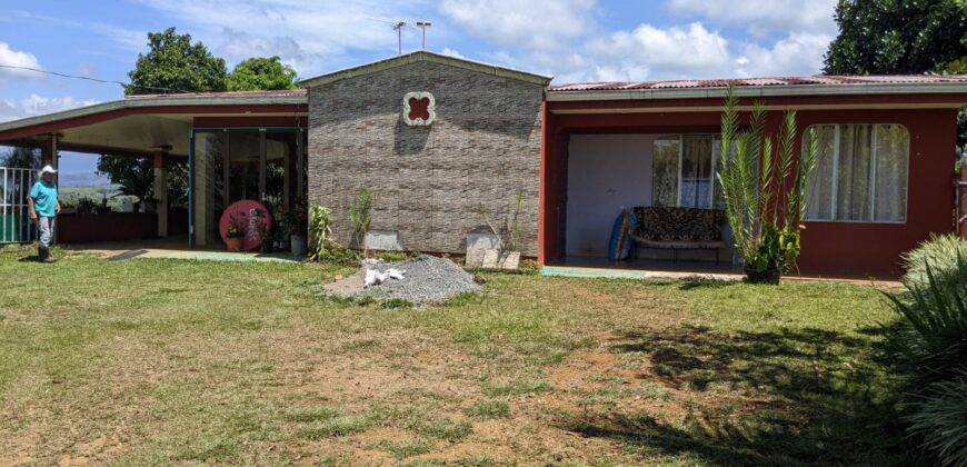 3 Hct. House and farm in Santa Marta