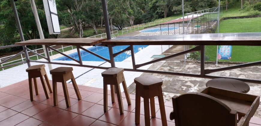 El Roble Restaurant, 2.2hct with pools and river