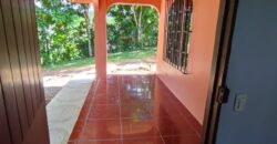 House with lot in Central San Salvador